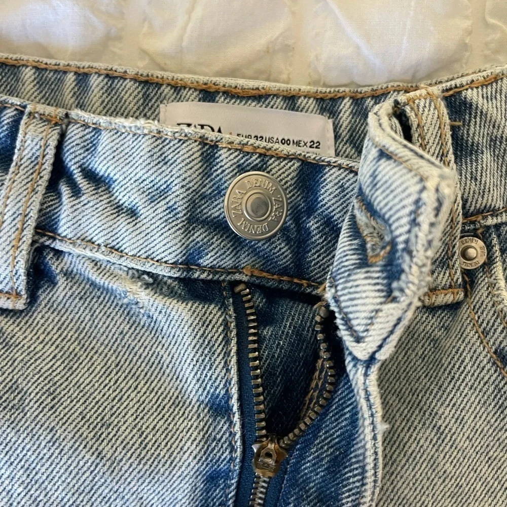 Zara Distressed Denim Women's Shorts